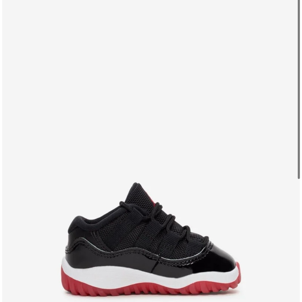 Baby Jordan Low Retro 11’s! Size 4C!